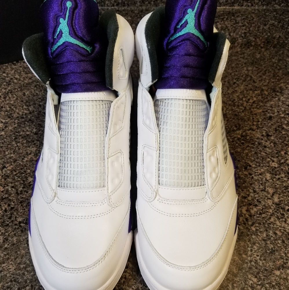 Nike Air Jordan 5 Retro NRG Fresh Prince / Grape 2018 AV3919-135 Size 12 Sneaker - Picture 3 of 6